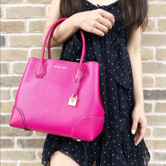 Michael Kors Handbags - Michael Kors Mercer Pink Satchel Medium